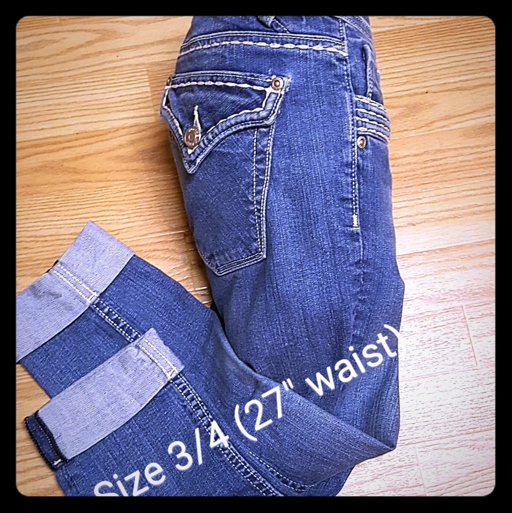 VIGOSS embellished Capri jeans Size 3/4 (27")